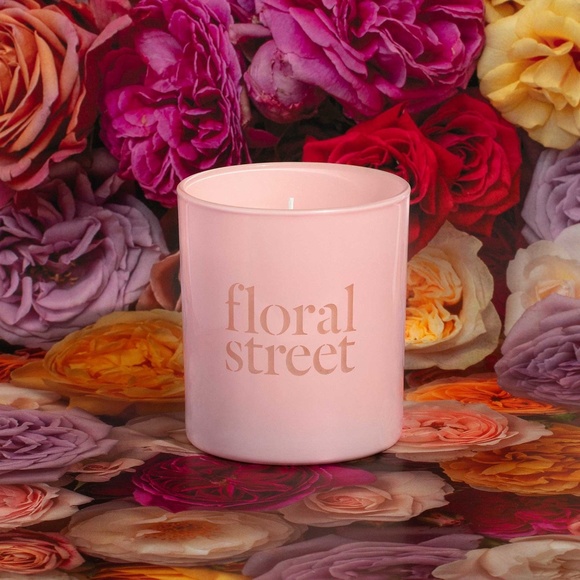 Floral Street Wonderland Bloom Candle - Picture 2 of 3